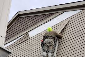 Best Vinyl Siding Installation  in Clay Center, KS